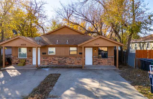 Welcome to the charming 2 Bedroom House in OKC, OK! photos photos