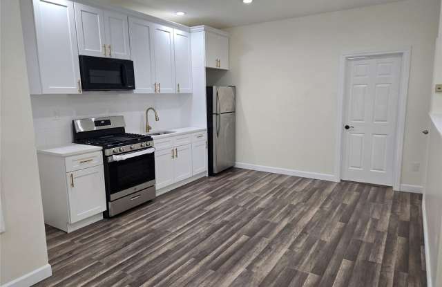 10750 Van Wyck Expressway photos photos