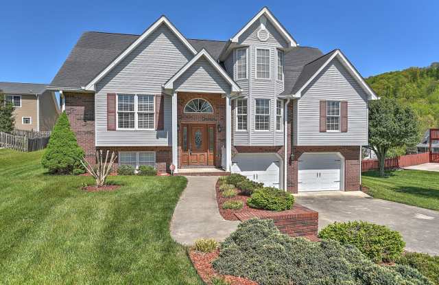 4532 Palomino Dr Gallery 1