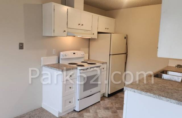 1/2 Off 1st Full Month's Rent! 2 Bedroom 1 Bathroom 2nd Floor Apartment in Tacoma Gallery 3