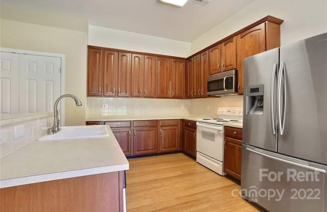 9316 Winston Hall Court Gallery 3