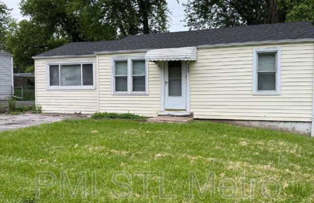 240 Reasor Drive photos photos