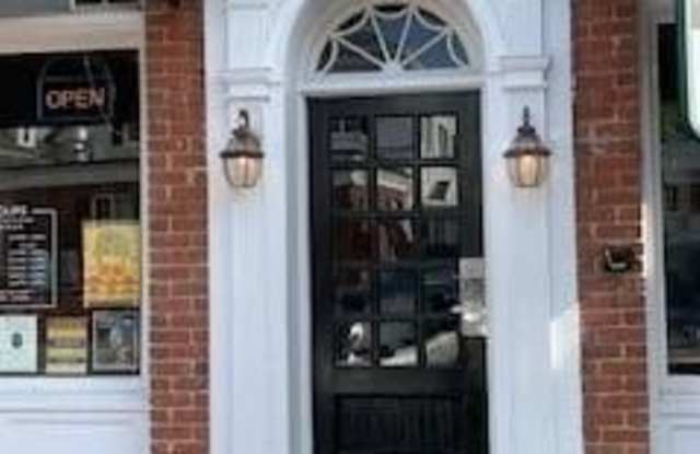 80 Market Square unit: 6 photos photos