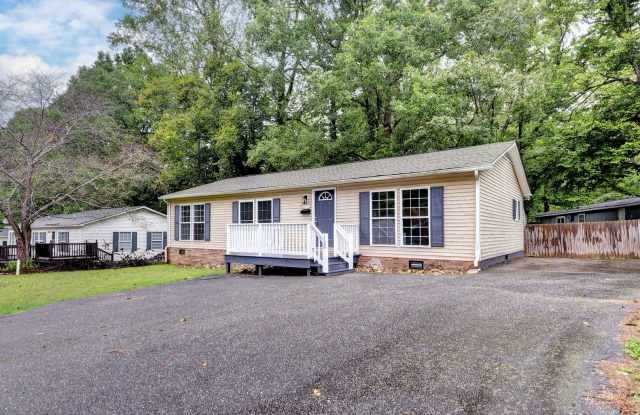 Cozy & Updated 3-Bedroom Home – One Level Living! Available NOW! Gallery 3
