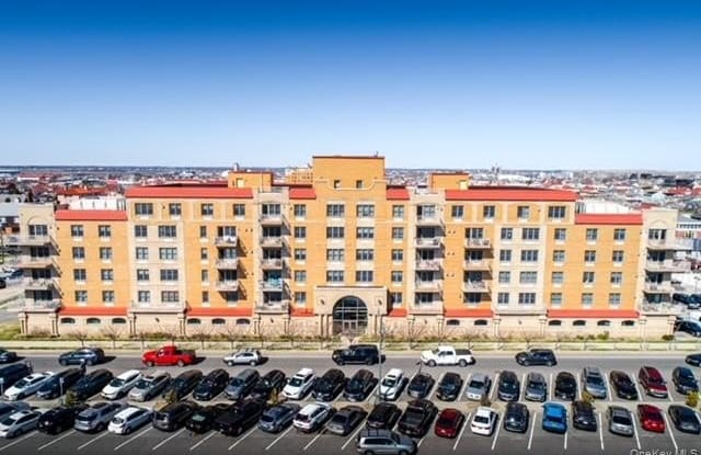 125 E Broadway photos photos 125 E Broadway photos photos