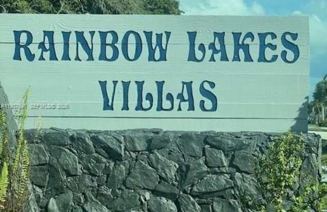 1701 NW 92nd Ave photos photos