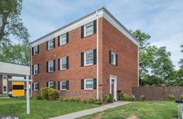 104 MAYFAIR DRIVE NE - 104 Mayfair Drive Northeast, Leesburg, VA 20176