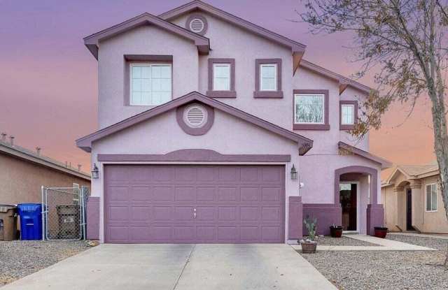 Spacious 3/3 close to NASA / WSMR photos photos