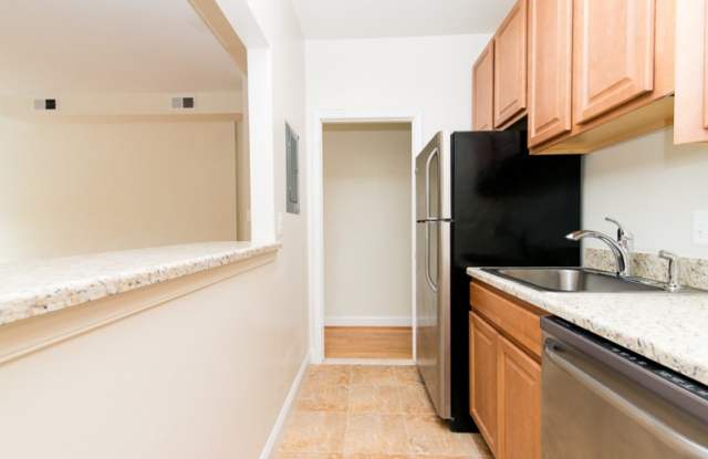 911 R St NW # 2 Gallery 3