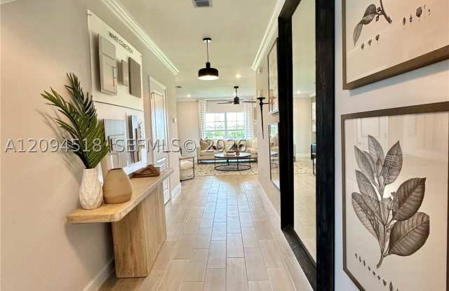 1346 Tangled Orchard Trce Gallery 2