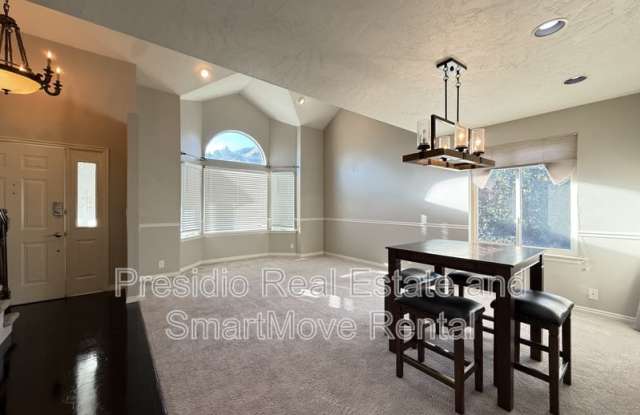 3408 Huntington Drive - House Gallery 4