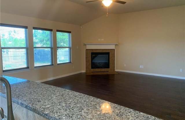 640 Rolling Hills Lane Gallery 4