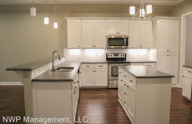 3421 Cottage Ct Gallery 4