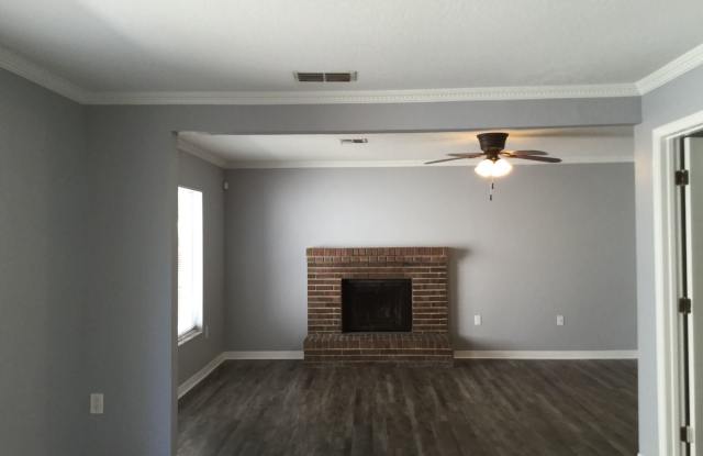 668 LAKE DEXTER CIR Gallery 3