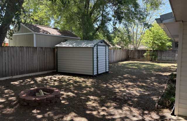 6813 Oakhurst Drive Gallery 2