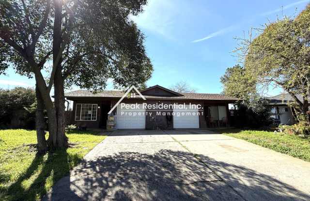 Nice 2bd/1ba Duplex with 1-Car Garage near Routier Rd  Hwy 50 photos photos