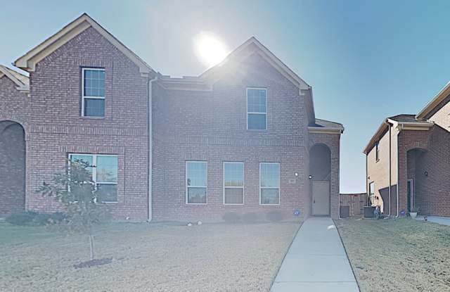 821 Jamie Dr - 821 Jamie Drive, Grand Prairie, TX 75052