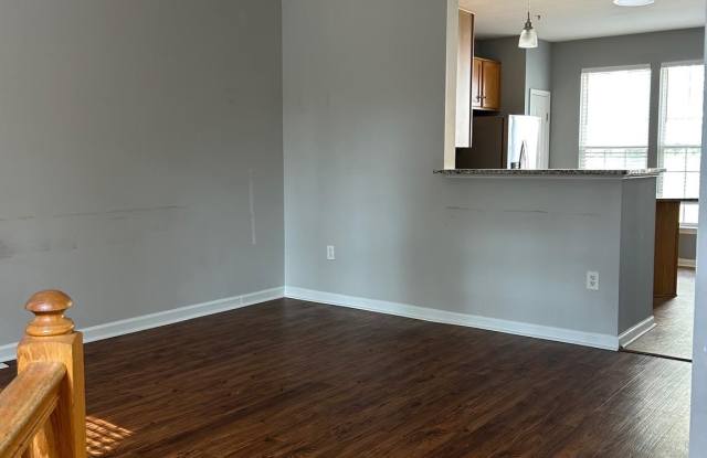 9602 WOODVIEW Drive Gallery 3