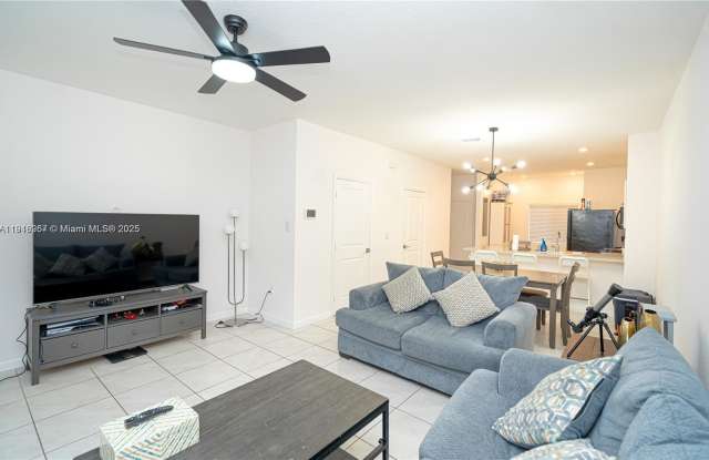 2820 NW 180th St photos photos