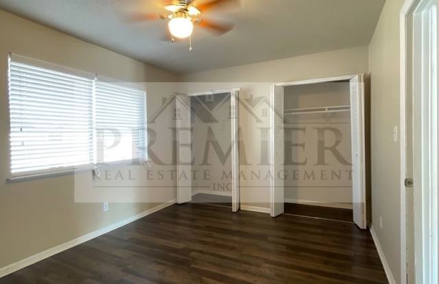 6039 Barton Dr Shawnee, KS 66203 1 bed 1 bath 2nd floor unit Rent $875 Deposit $875 Gallery 4