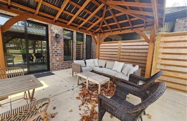 97 Perth Drive unit: A photos photos