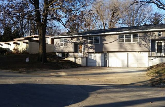 935 W 15th St. photos photos