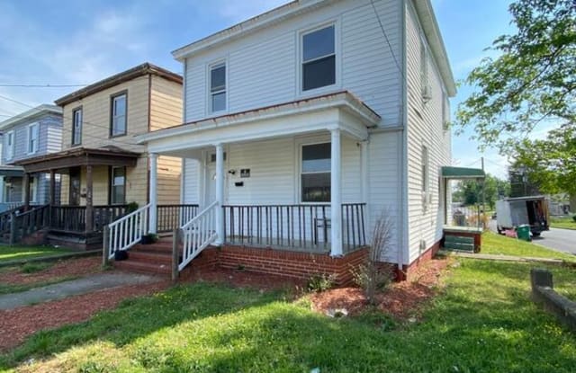 1021 Melville Street - 1021 Melville Street, Petersburg, VA 23803