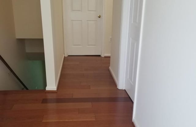 13748 PALMETTO CIRCLE Gallery 2