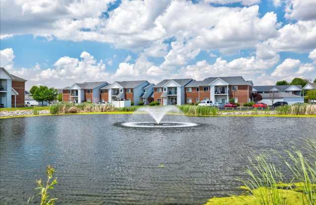 **Swimming Pool*****1 Bed 1 Bath******Cross Pointe Business Park*****LAKE VIEW AVAILABLE Gallery 3