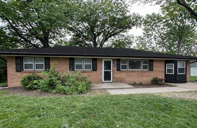 Stadium Street Fully Remodeled 4 bedroom 2 bathroom photos photos