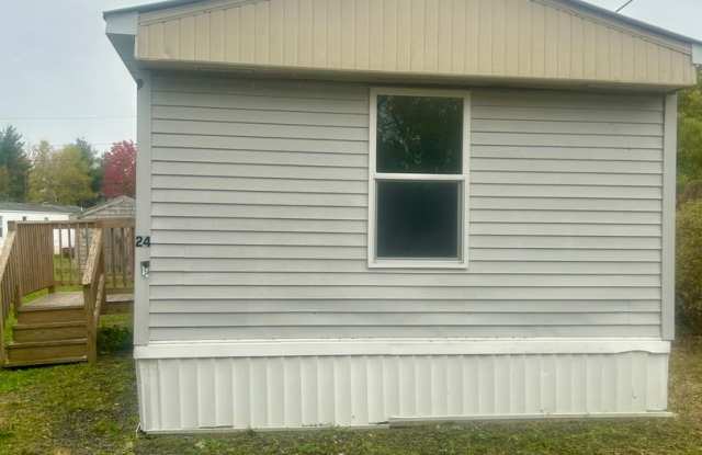 24 Booker Ln – Clinton, ME | 2 Bedroom, 2 Bath Mobile photos photos