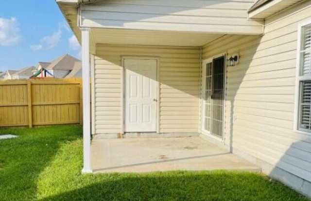 4000 Lucerne Court Gallery 4