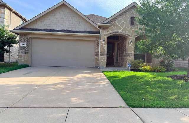 816 Black Hawk Dr photos photos