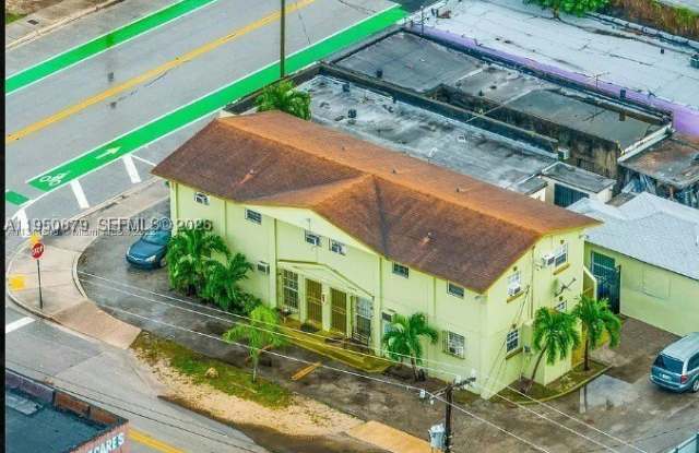 1500 NW 69th Ter Gallery 2
