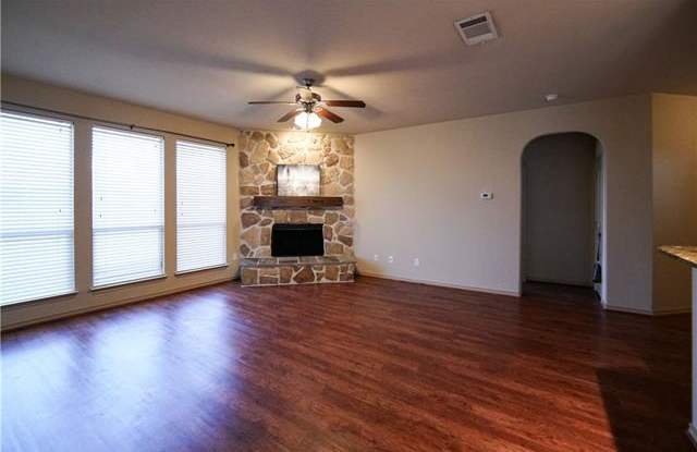 3312 Stonecrop Trail Gallery 3