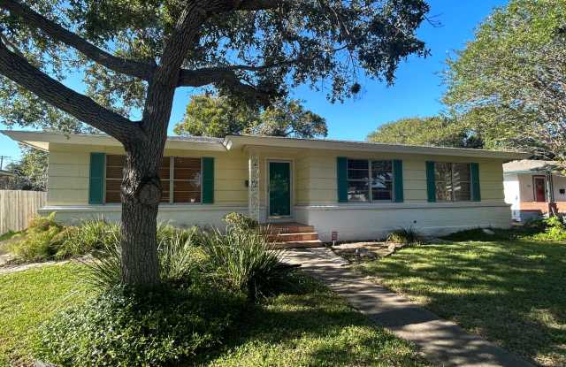 626 Bermuda - 3/Bed 2/Bath - $1995/month photos photos