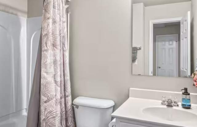 649 Providence Pl Sw Gallery 2