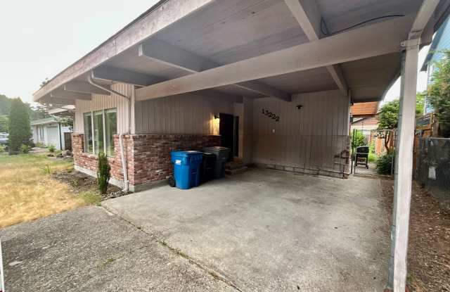 Beautiful 3 Bedroom Home in Renton! photos photos