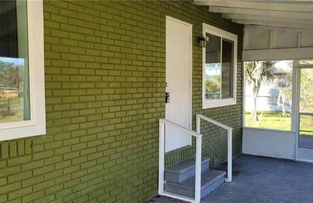 2302 COCHRAN STREET Gallery 4