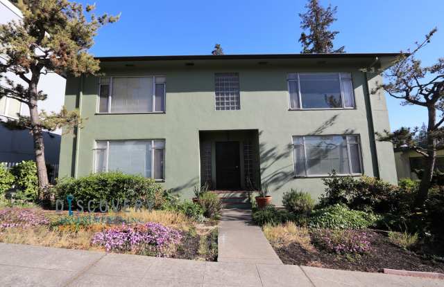 Merced Ave. 6200 NOTIFY OWNER WITH ALL MAINTENANCE photos photos