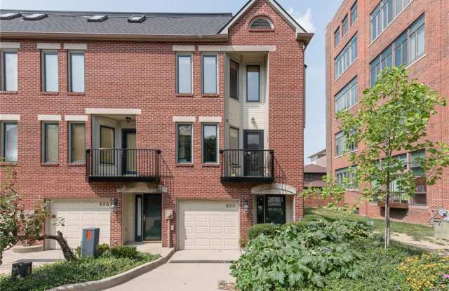 560 Lockerbie Circle N - 560 Lockerbie Circle North, Indianapolis, IN 46202