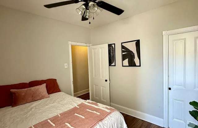 4424 Fleming Street photos photos