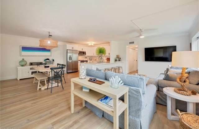 1950 Gulf Shore Blvd N Gallery 4