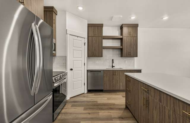 Cassiopeia Townhomes Gallery 4