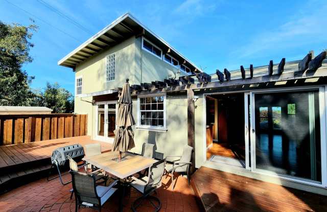 Stunning views in Redwood City - 730 Hillcrest Drive, Redwood City, CA 94062