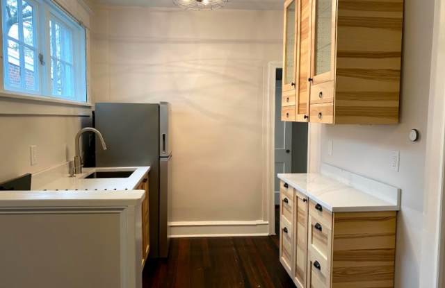 24 Ardmore Ave Unit 1 Gallery 2