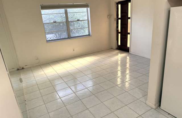 4649 Bougainvilla Drive Gallery 2