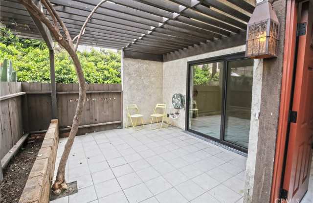 320 N Marguerita Avenue Gallery 4