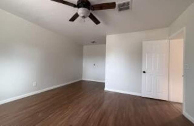 3822 W YUCCA Street Gallery 4