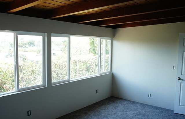 2534 Bartel Street Gallery 4